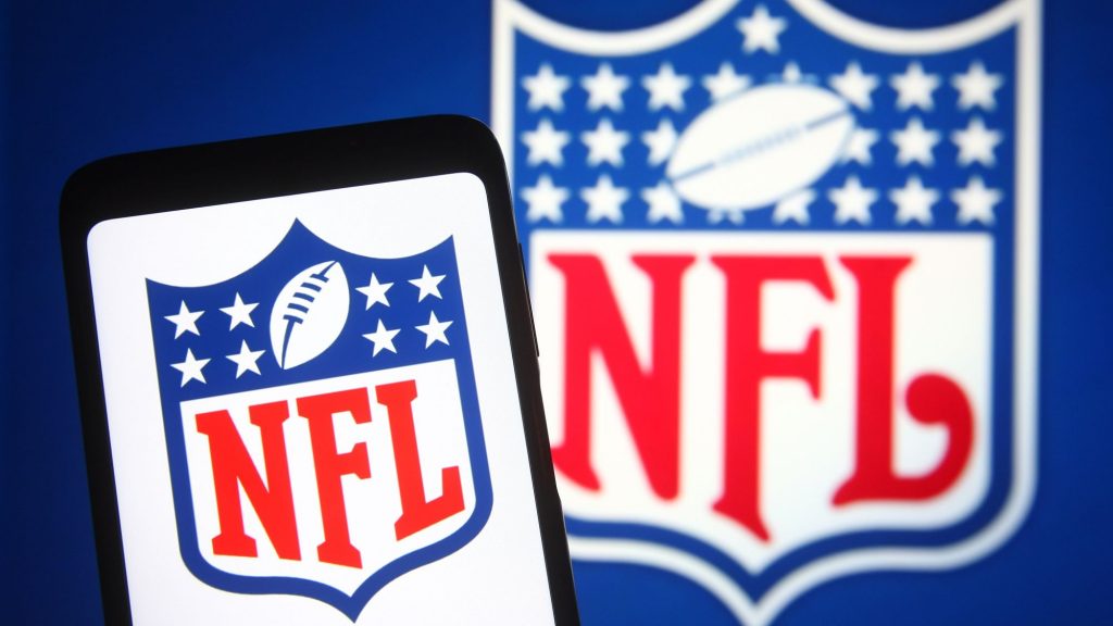 The Ultimate Guide to Watching NFL Games: Live, On-Demand, and Free - 1