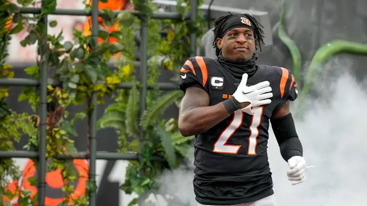  NFL Free Agency: Top Unsigned Players Ranked - 4